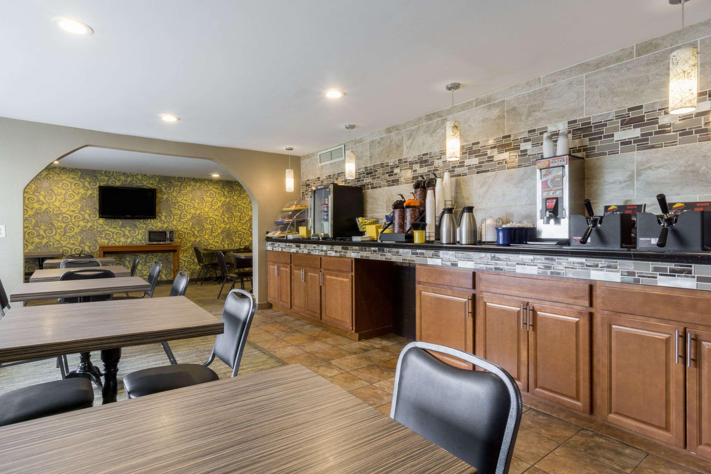 Days By Wyndham Cincinnati Area Hotel
